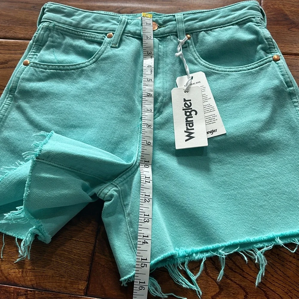 Wrangler Jeans Shorts - Picture 5 of 11